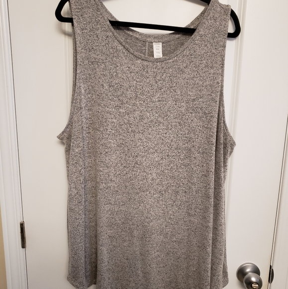Old Navy Tops - Old Navy Luxe tank top